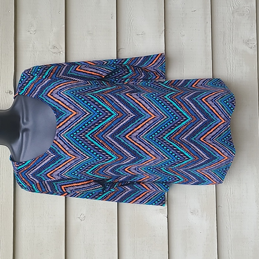 CATO Muti Color Shirt Size Small